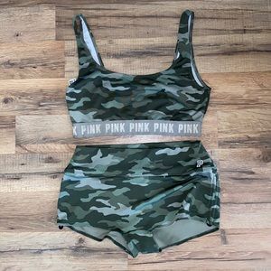 PINK Ultimate outfit